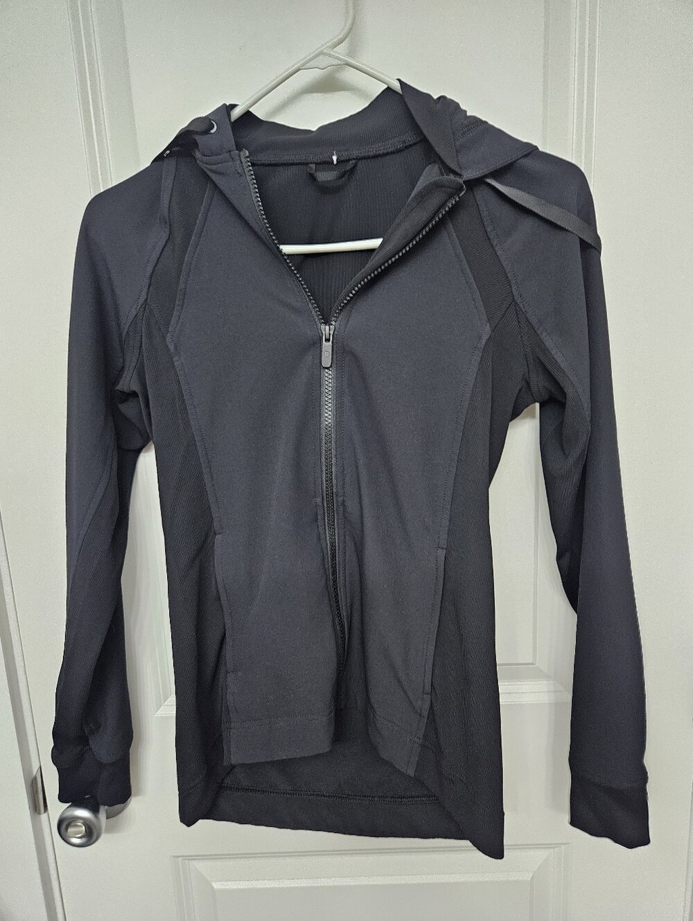Lululemon Get Ready Jacket Black Zip-Up Hooded Active Jacket Size 2